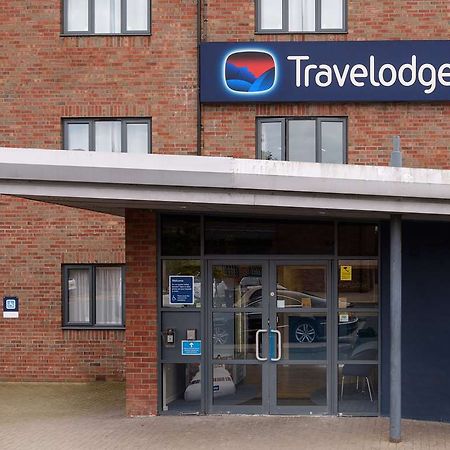 Travelodge Leeds Colton Garforth Bagian luar foto