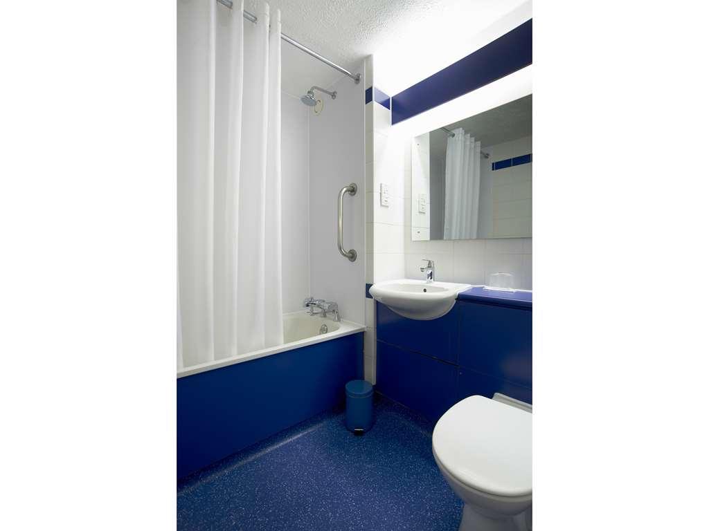 Travelodge Leeds Colton Garforth Ruang foto